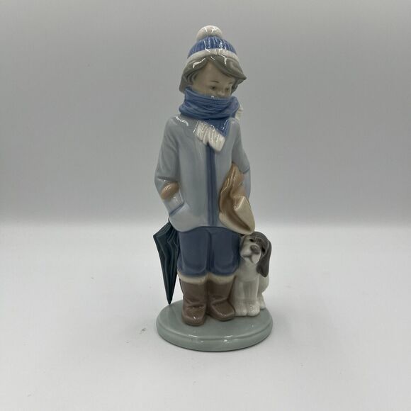 LLADRO #5220 WINTER Glazed Porcelain Figurine Boy With Dog RETIRED Signed - Picture 1 of 7